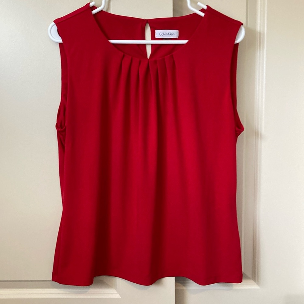 XL red Calvin Klein shell